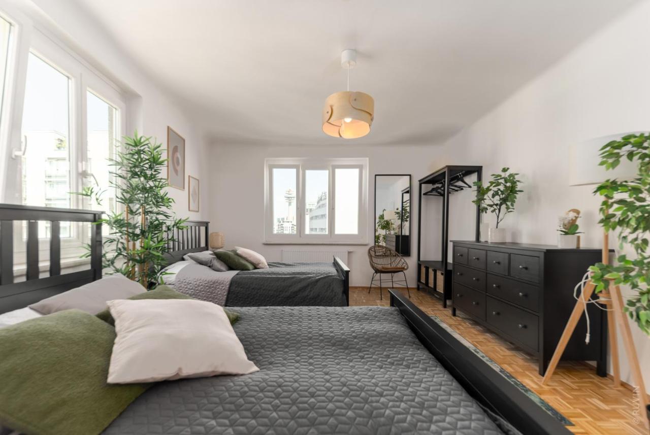 King Bed Home, 3 Bed Rooms, Perfect For Long Term Stay فيينا المظهر الخارجي الصورة